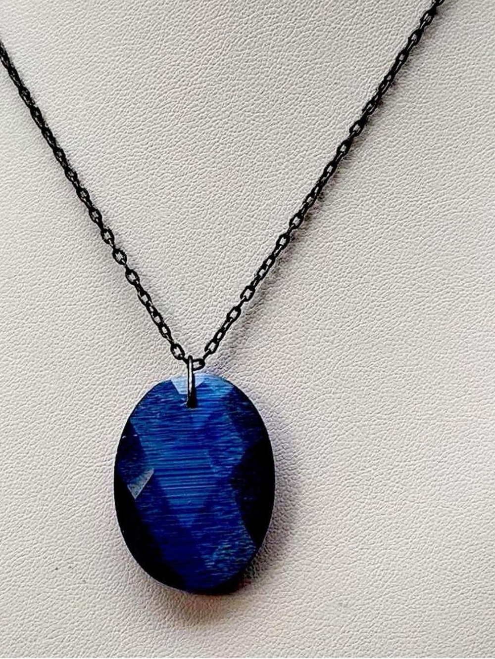 Express Signed Blue Sodalite Faceted Pendant Necklace Y2K